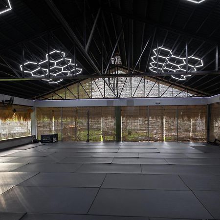 Asgard Resort & Mma Gym General Luna  Exterior foto